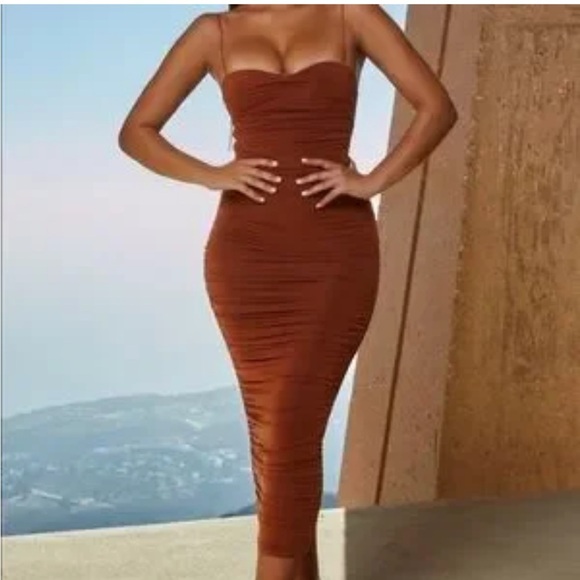 Oh Polly Dresses & Skirts - Oh Polly Rust Midi Dress US4